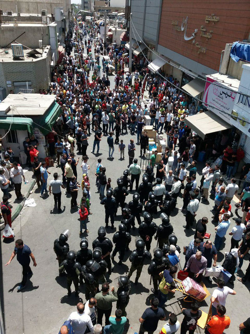 Iran-3rd-Day-of-Strike-and-Uprising-in-Tehran-3