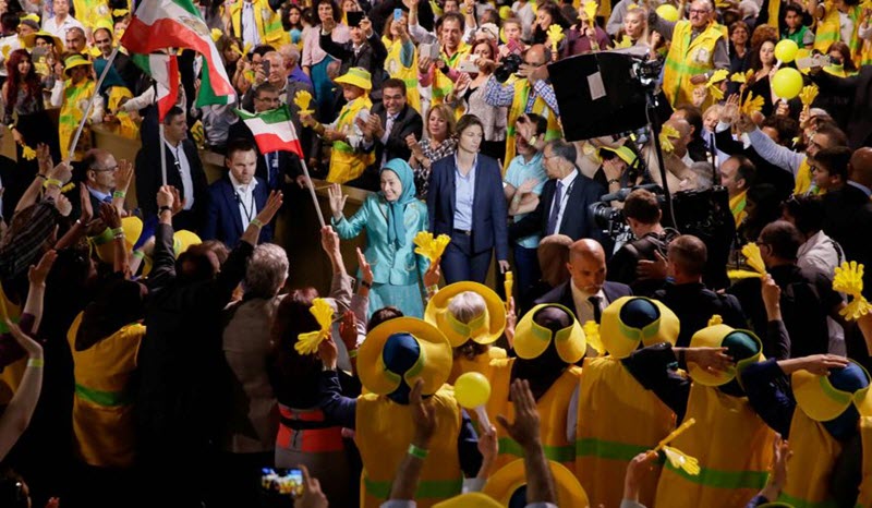 Iranian regime’s fear of PMOI/MEK -Free Iran Grand Gathering in Paris