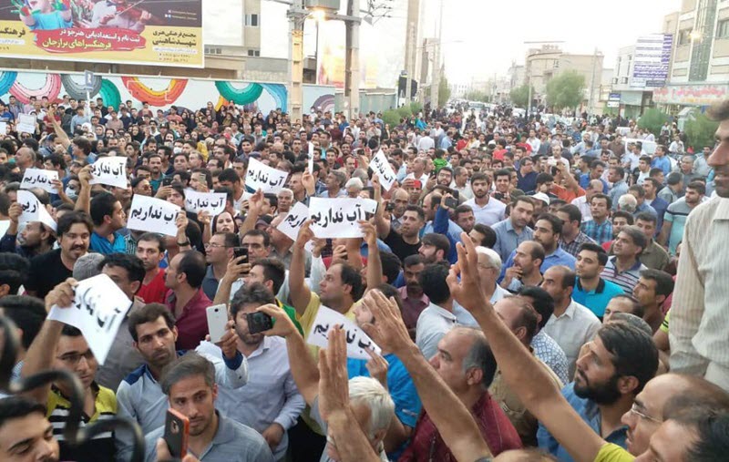 Iran Protests in Borazjan With Chants of ‘Death to the Dictator’