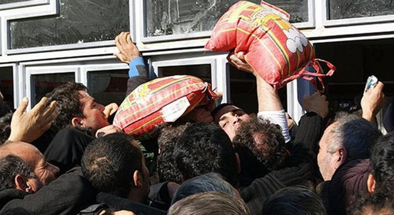 Iranian Regime Diverts Attention of Economic Crisis to Iraq
