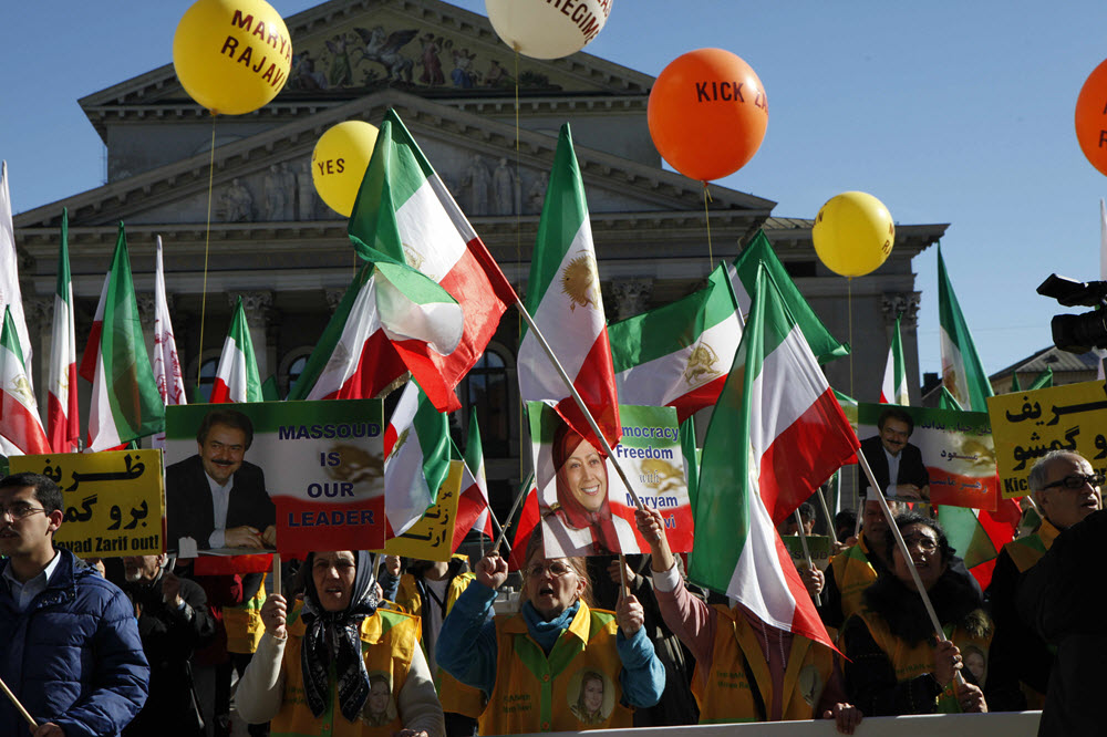 IRAN: MEK Supporters Urge Munich Security Conference to Expel Zarif 