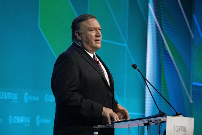 Pompeo Urged Oil Companies to Stop Buying From Iran Regime