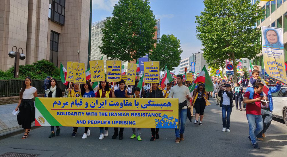 Free_Iran_march_in_Brussels-1