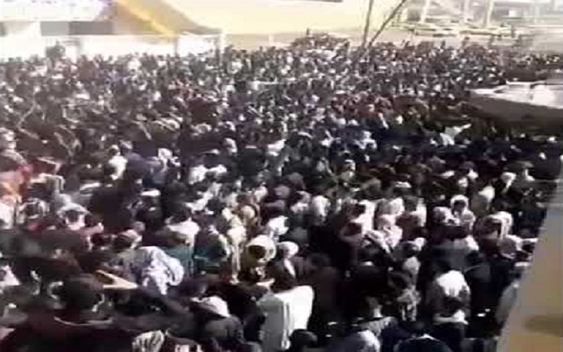 November 10 and 11, the residents of Ahvaz, Shadegan and Kut-e Abdollah (southwestern Khuzestan Province), poured onto the streets to protest against the suspicious murder of an Ahvazi poet, Hassan Heidari