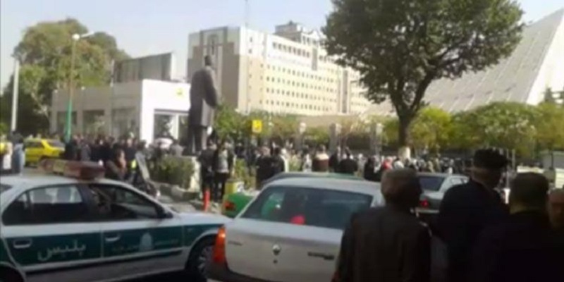 Protest Gathering by Retirees in Tehran,  Violent Assault by Suppressive Forces