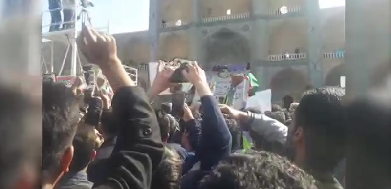 Angry Over Inflation, High Prices, People Protest Against Rouhani in Yazd, Infighting Within the Ruling Clique Escalates